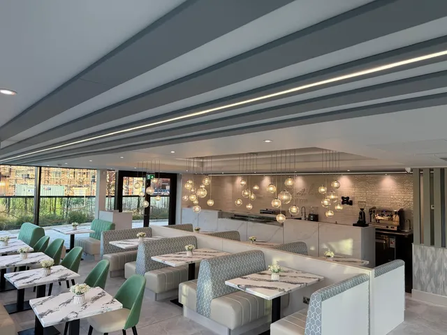 Commercial restaurant painting and decorating in Derby